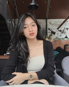 Dewi Anggraini